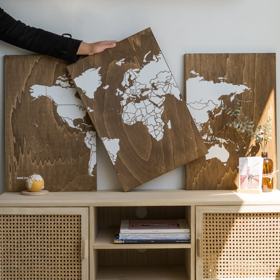 Cuadro mapamundi efecto madera impresión sobre lienzo 90x60cm