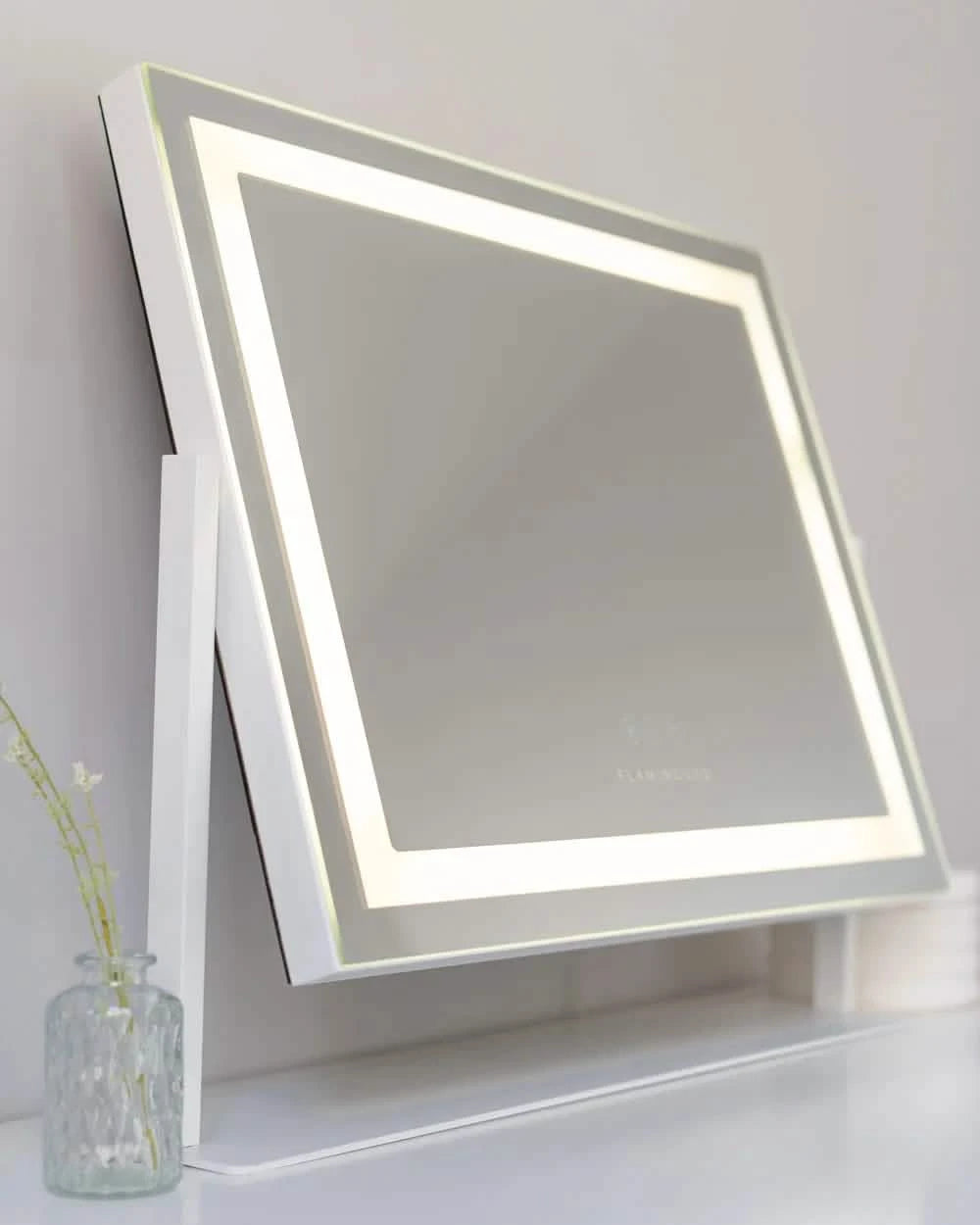 Espejo con Luz - LED----Misswood
