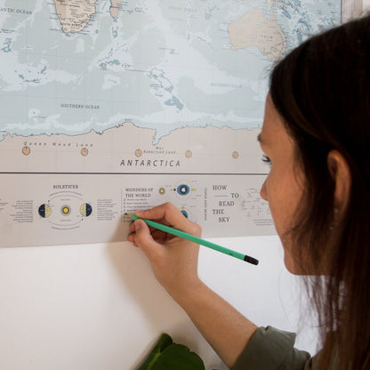 Lámina Mapamundi - Woody Map Poster - Misswood